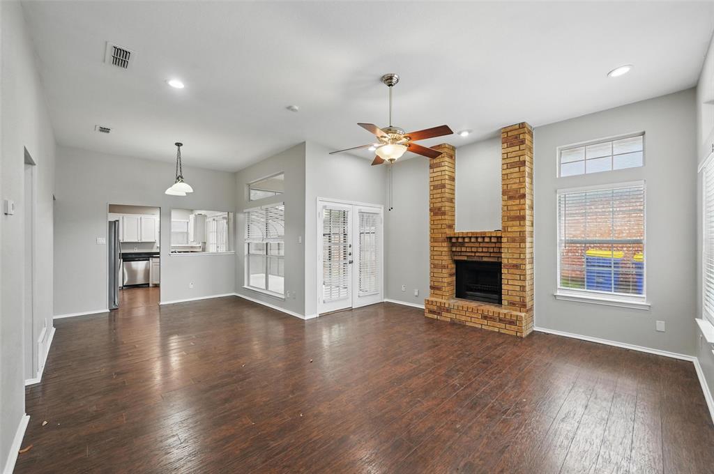 6317 N Park Drive Property Photo