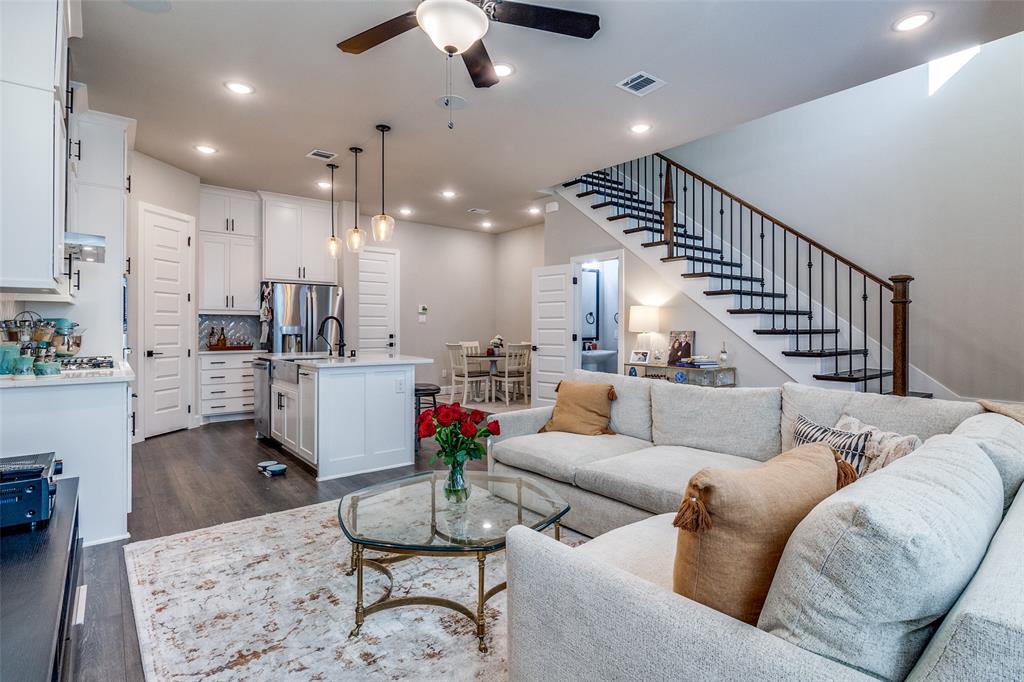 8210 Laflin Lane Property Photo