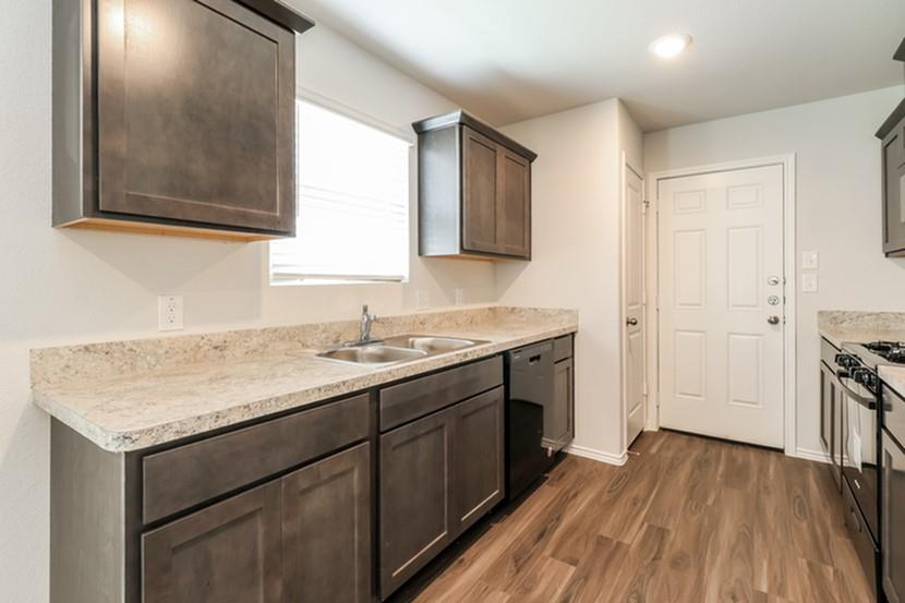 109 Arango Way Property Photo