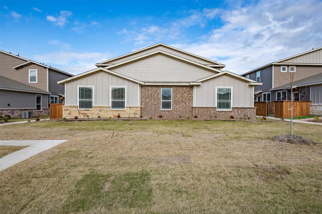 639 Wheatfield Drive Property Photo