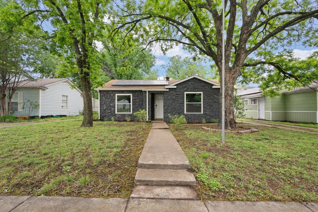 3925 Gordon Avenue Property Photo 1