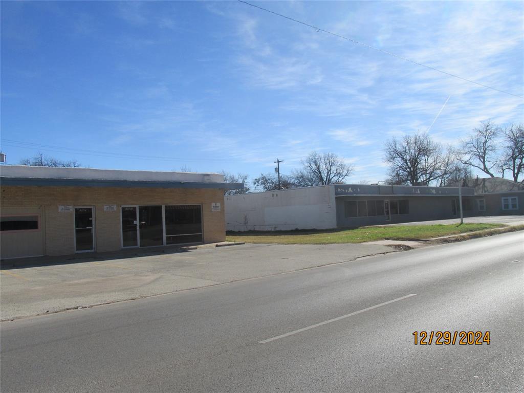 817 & 825 Butternut Street Property Photo 10