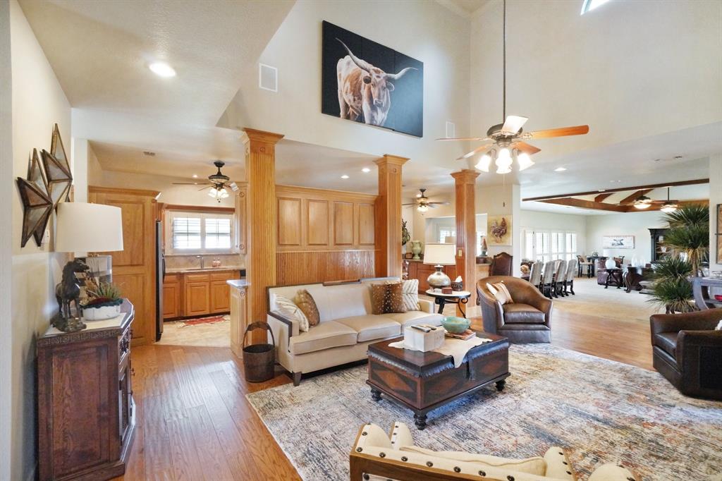 540a Southerland Lane Property Photo 8