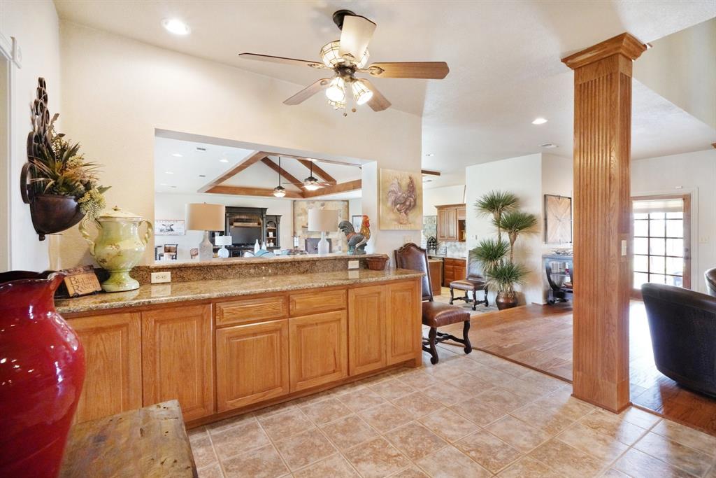 540a Southerland Lane Property Photo 14