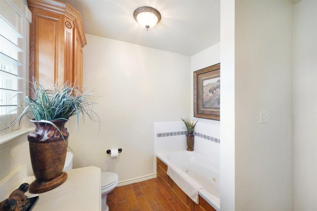 540a Southerland Lane Property Photo 29