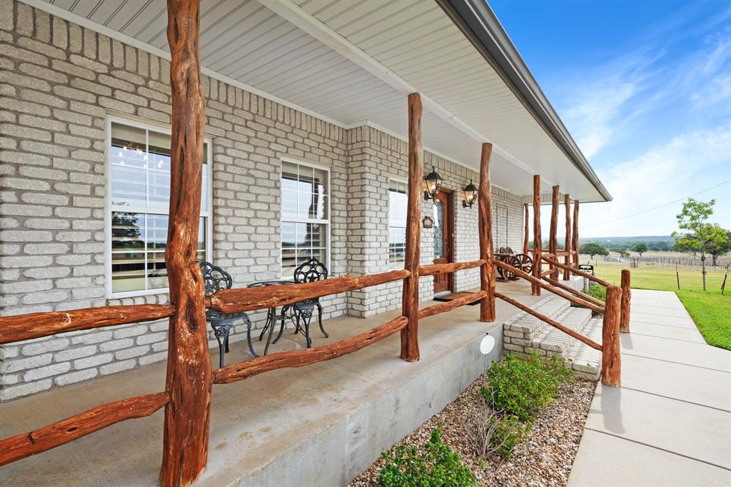 540a Southerland Lane Property Photo 33