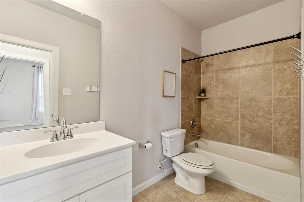 4204 Alyssum Lane Property Photo 26