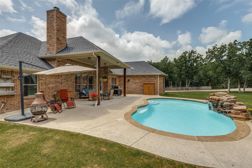 104 Tanglewood Drive Property Photo