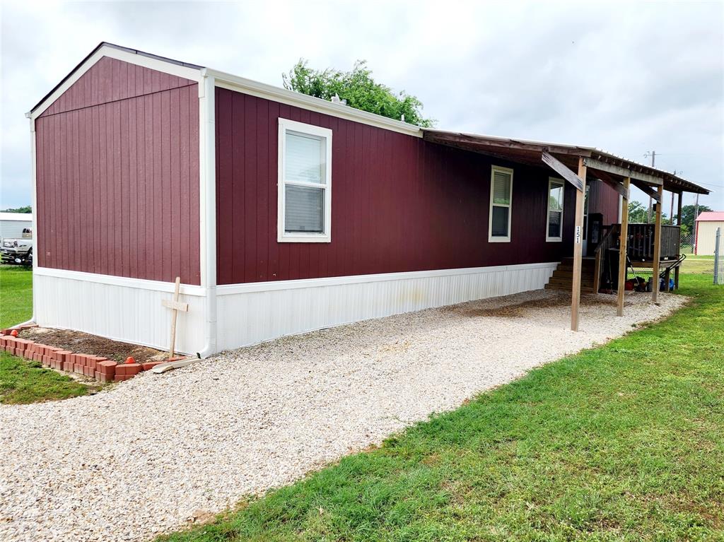 151 Kiowa Property Photo 1