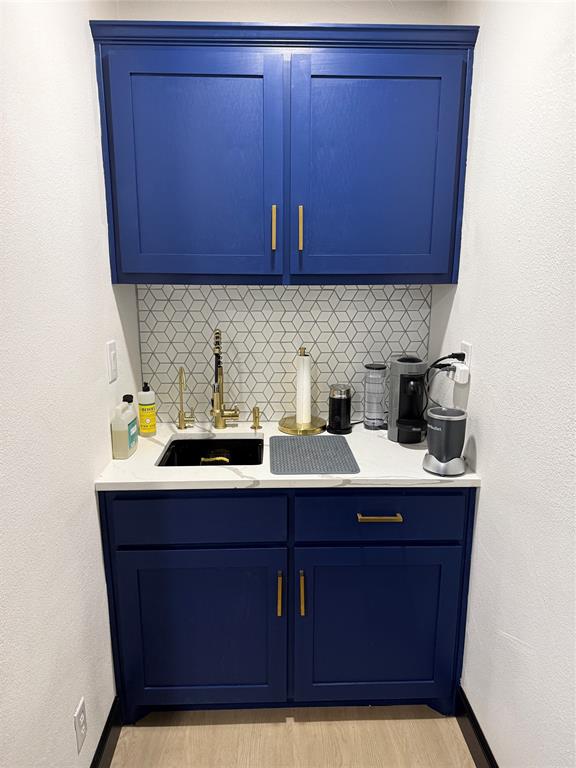 1115 Halsell Street Property Photo 4
