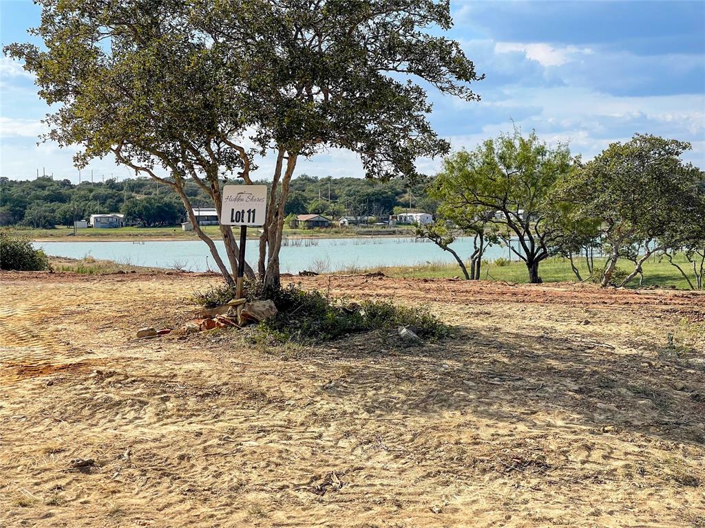 371 Hidden Shores Drive Property Photo 4