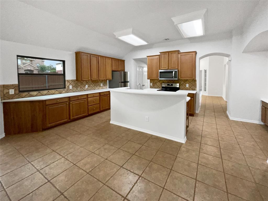 802 Appalachian Drive Property Photo 6