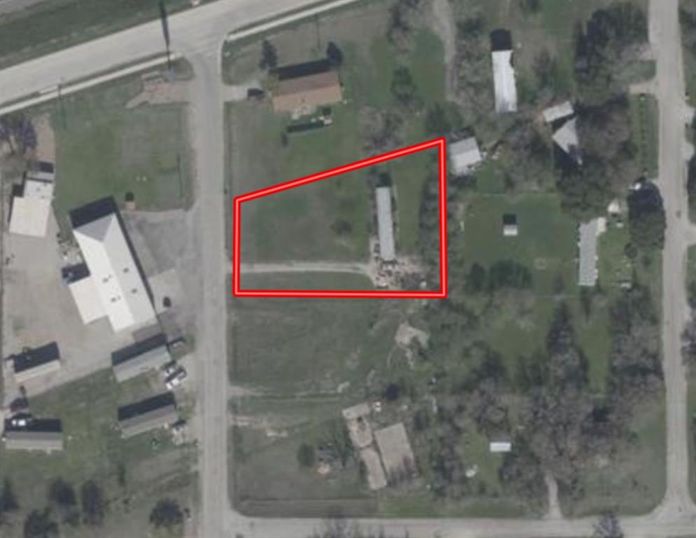 203 Newell Drive R Property Photo 2
