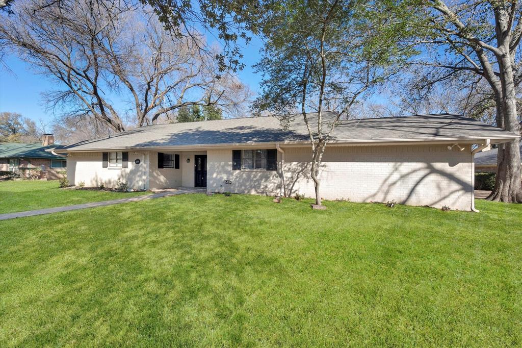 1609 Glenbrook Street Property Photo