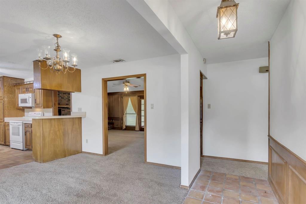 450- Briarwood Drive Property Photo 5