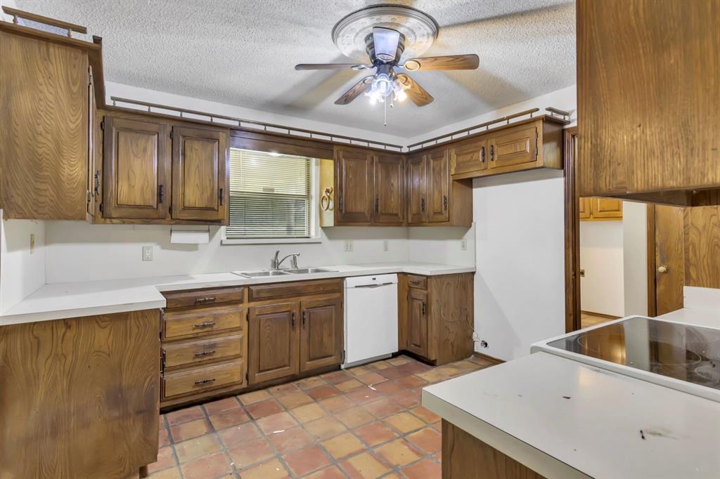450- Briarwood Drive Property Photo 12