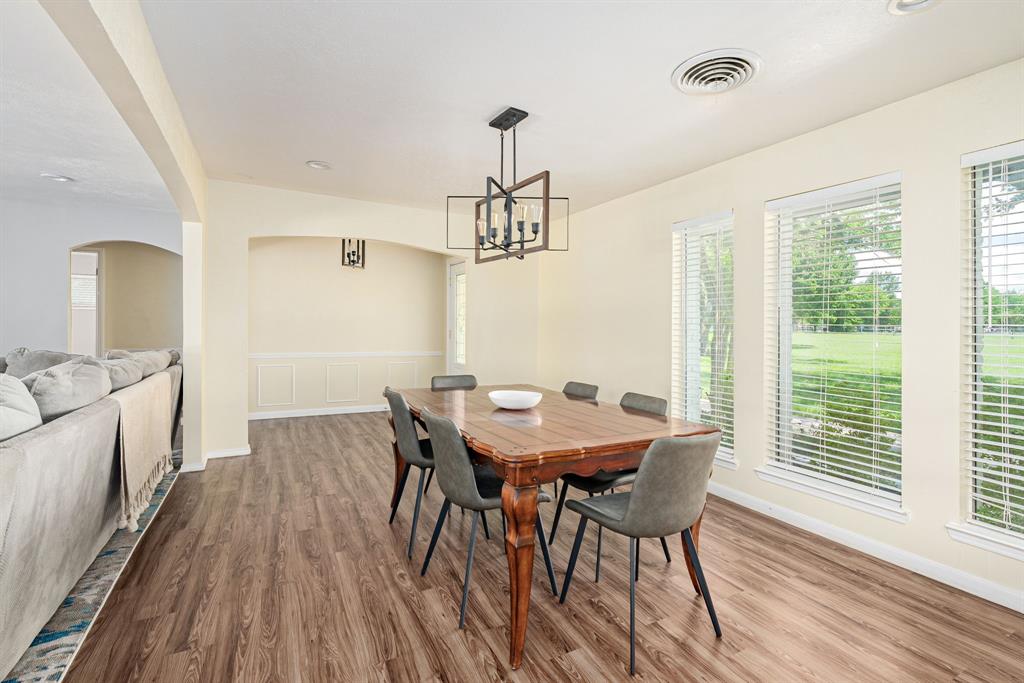 10 Estates Road Property Photo 19