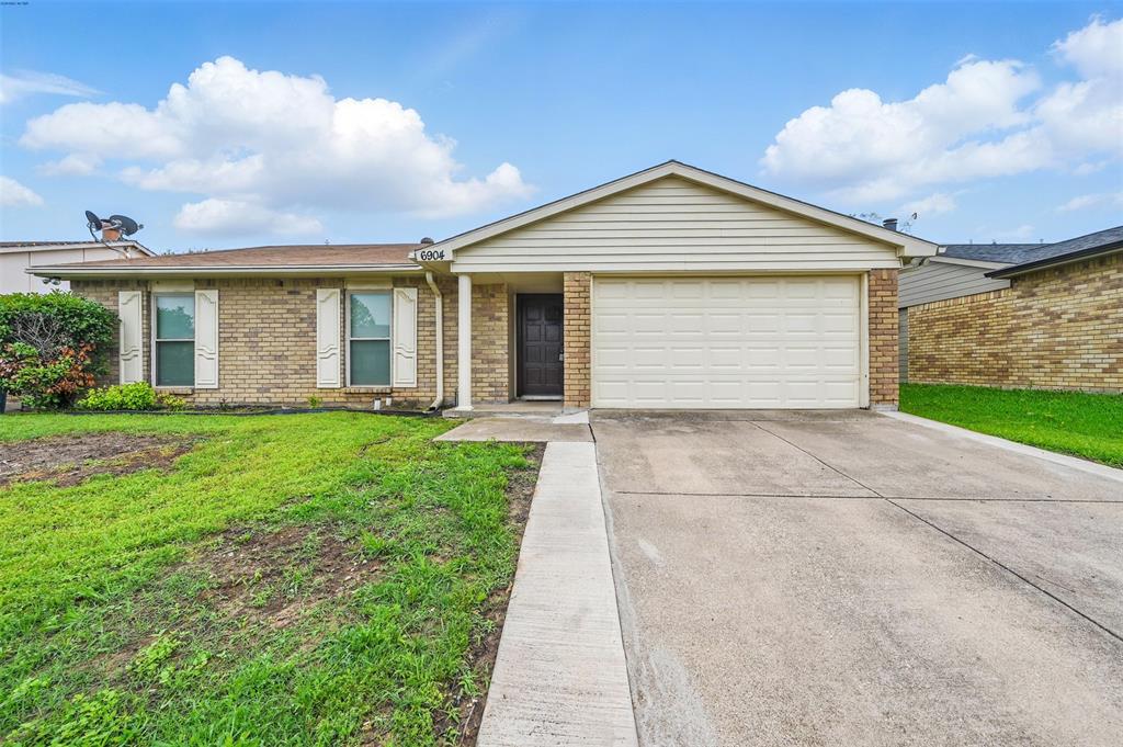 6904 Sandstone Court Property Photo