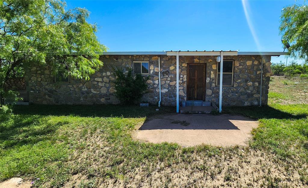 20086 Calvin Road Property Photo 3