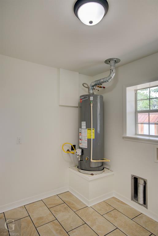 2611 Plantation Drive Property Photo 9