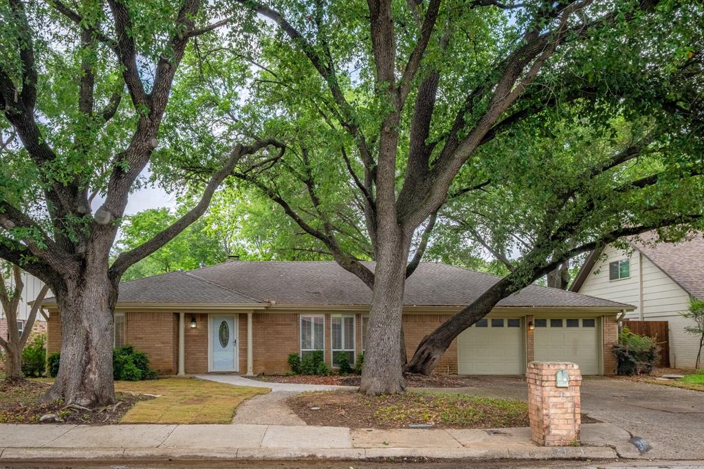 2103 Juanita Drive Property Photo 1