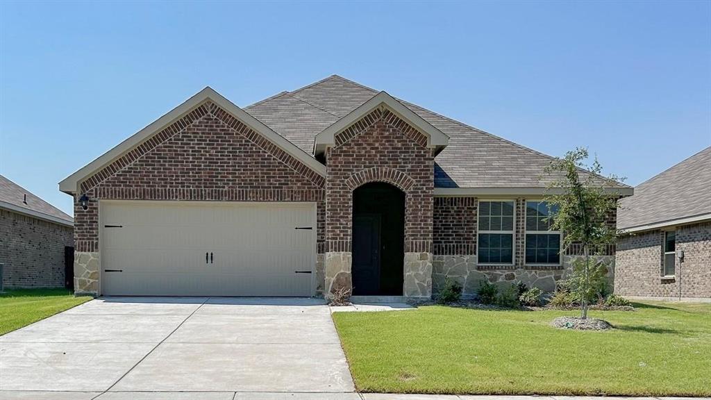 128 Sunberry Dr Property Photo