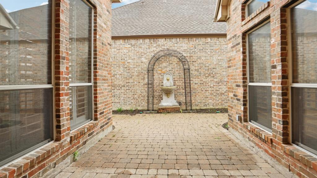 104 Stonehaven Court Property Photo 38