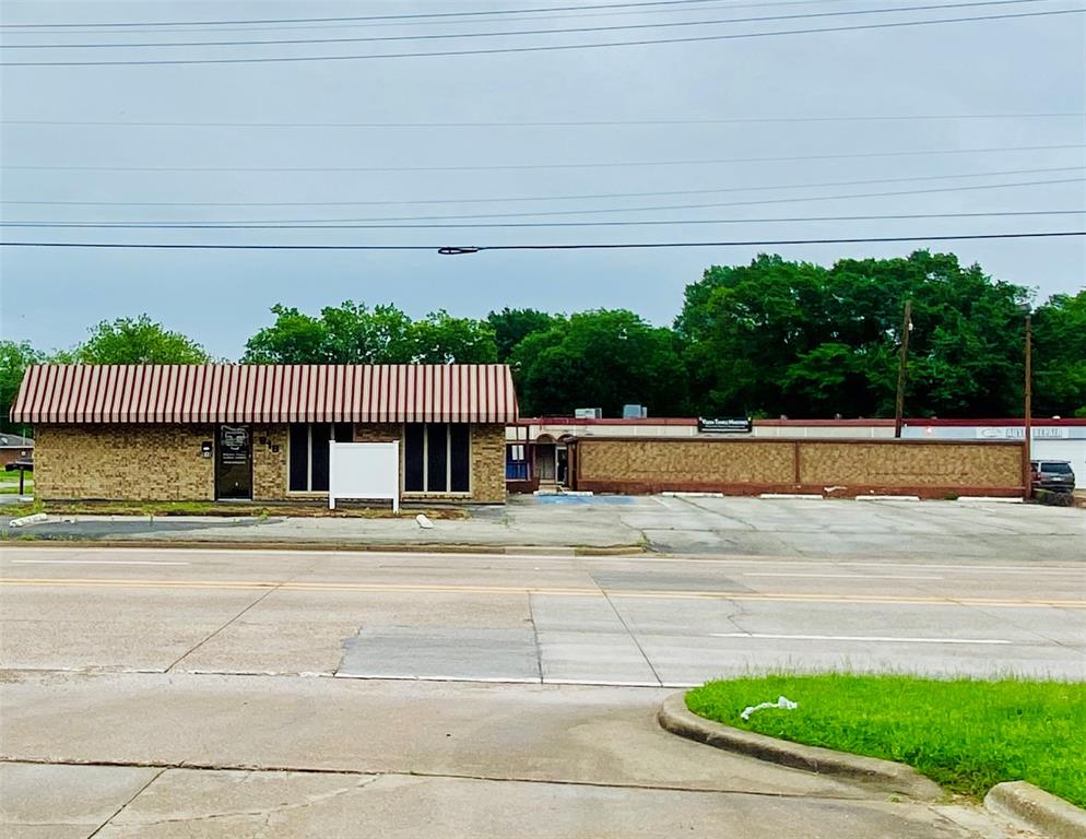 918 N Dallas Avenue Property Photo