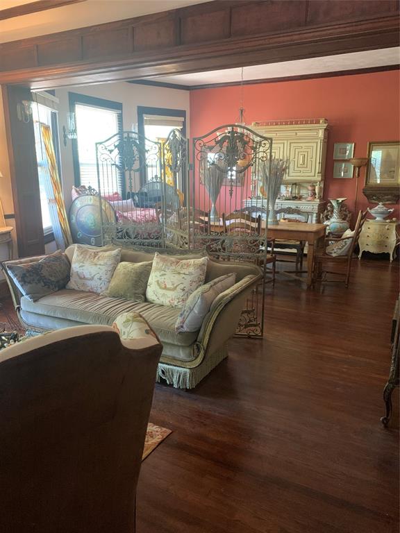 207 Taylor Street Property Photo