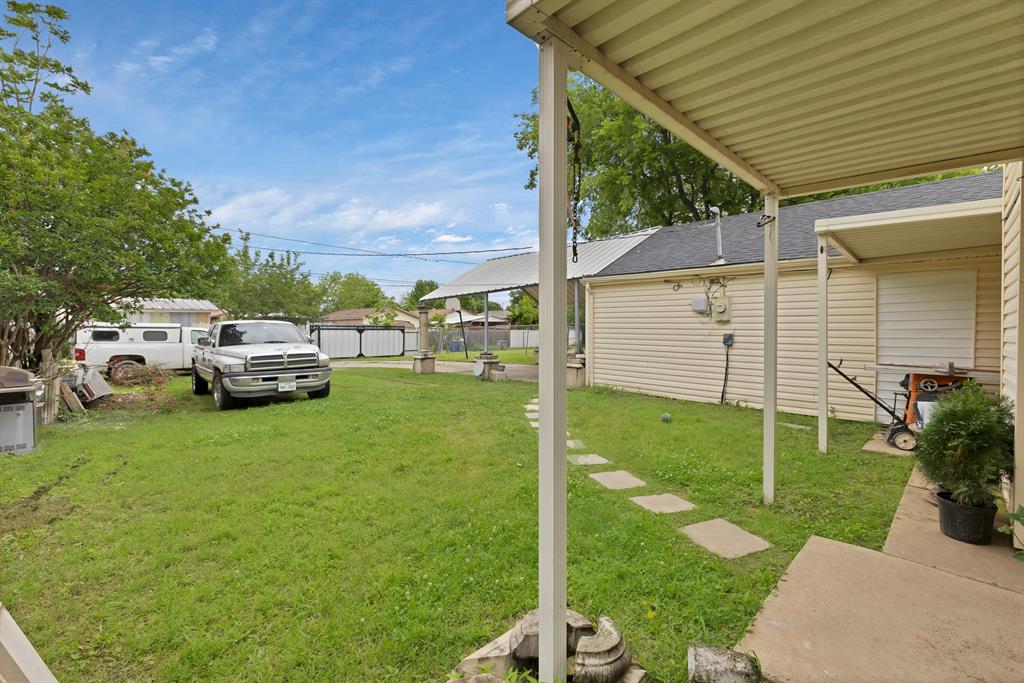 10227 Oak Gate Lane Property Photo 23