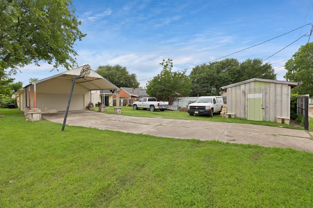 10227 Oak Gate Lane Property Photo 24