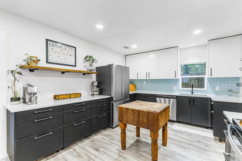 909 N 30th Street Property Photo 13