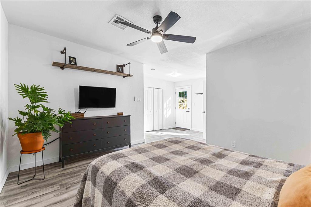 909 N 30th Street Property Photo 18