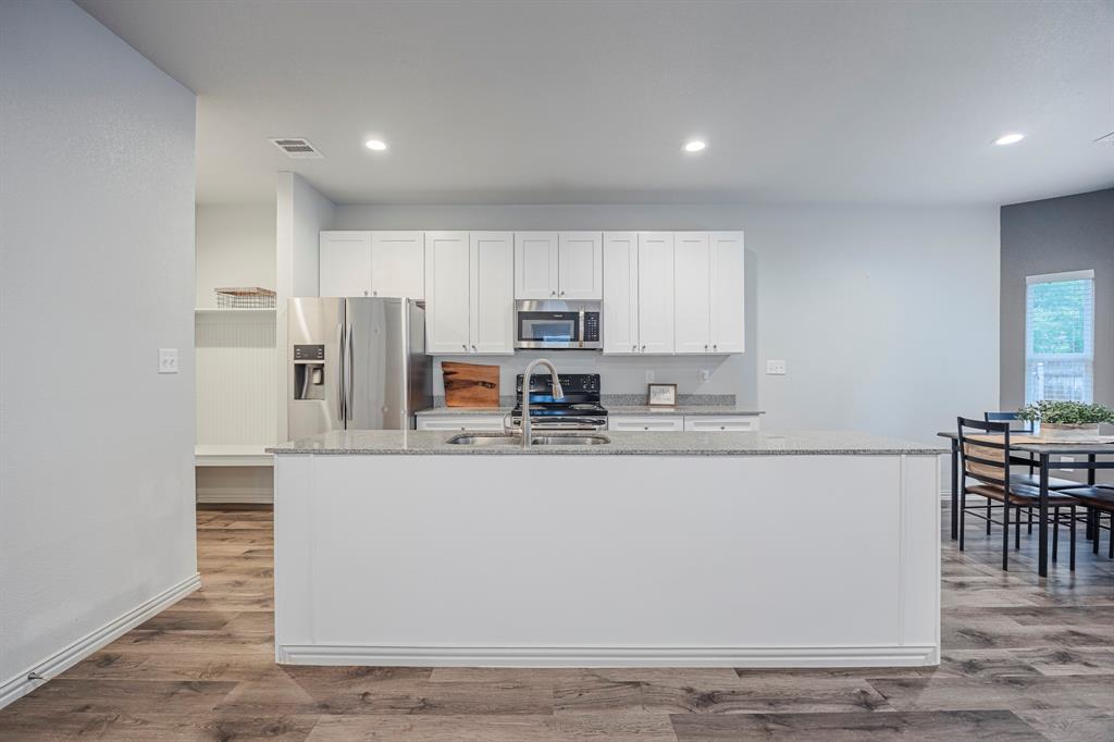 2801 17th Street Property Photo 5