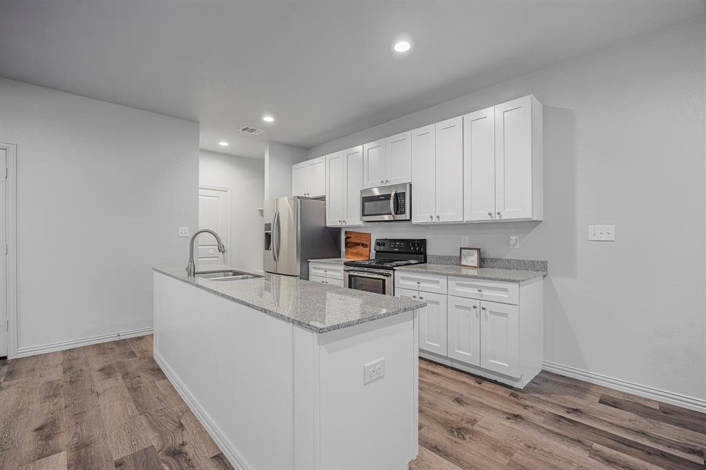 2801 17th Street Property Photo 6