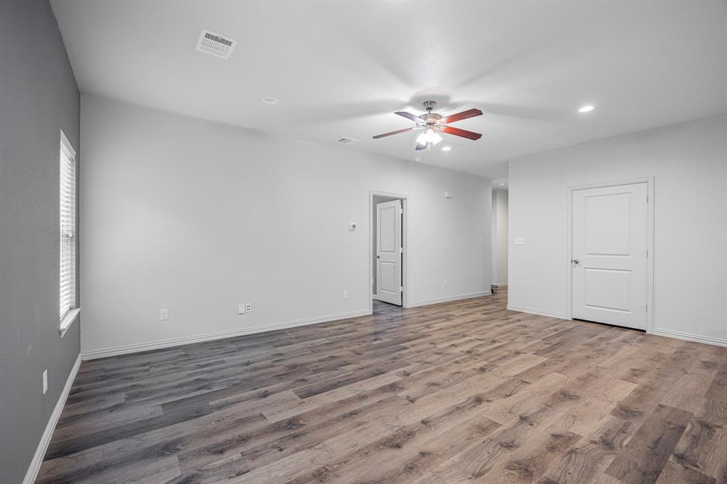 2801 17th Street Property Photo 12