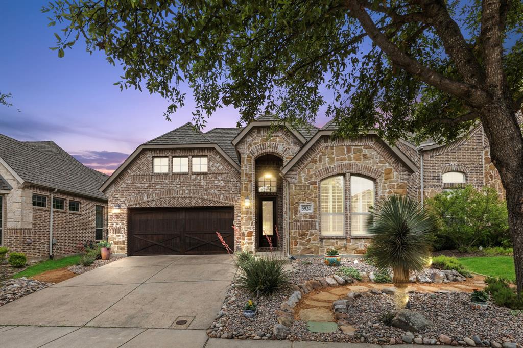 5924 Heron Bay Lane Property Photo 1