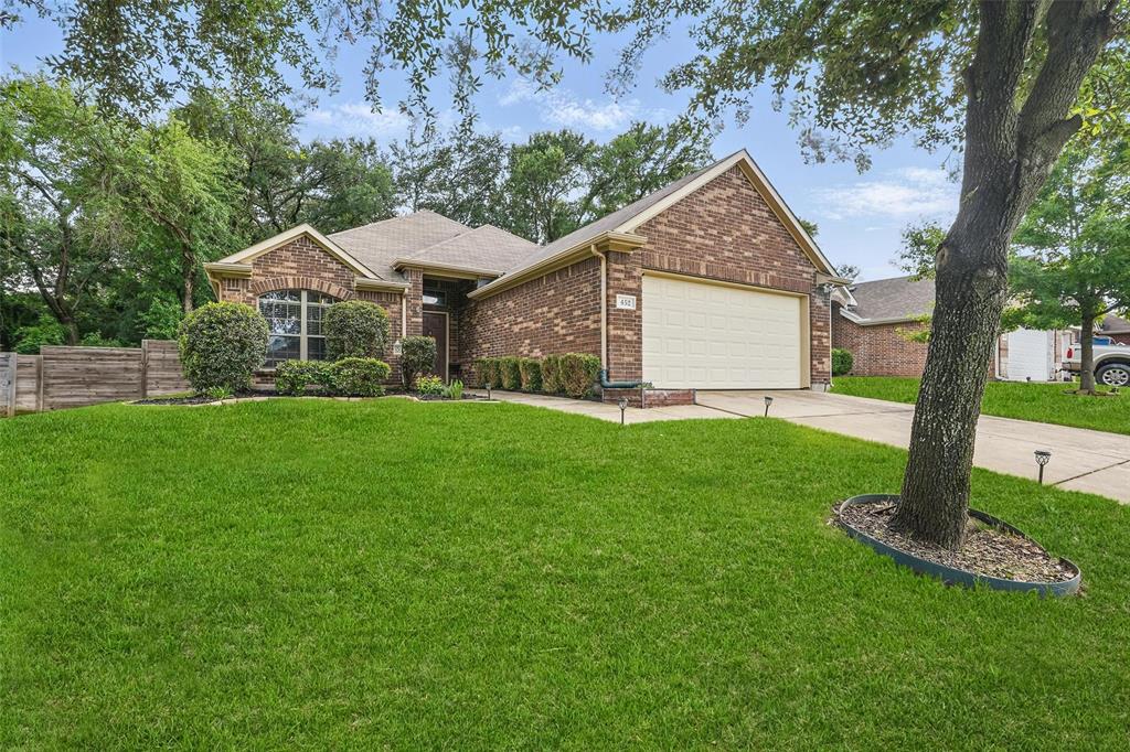452 Northbrook Avenue Property Photo