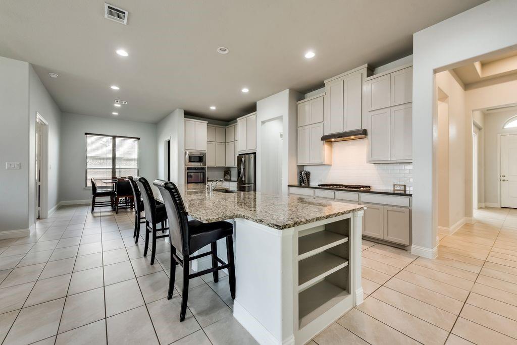 7804 Caddo Cove Property Photo 4
