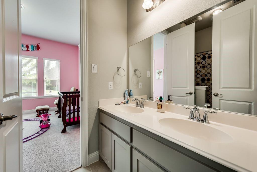 7804 Caddo Cove Property Photo 12