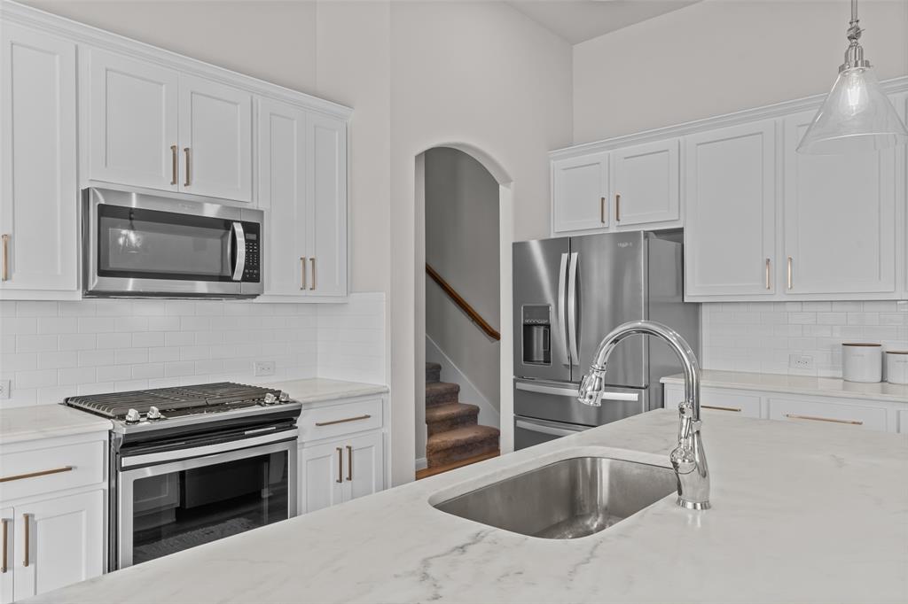 819 Highlands Avenue Property Photo 16