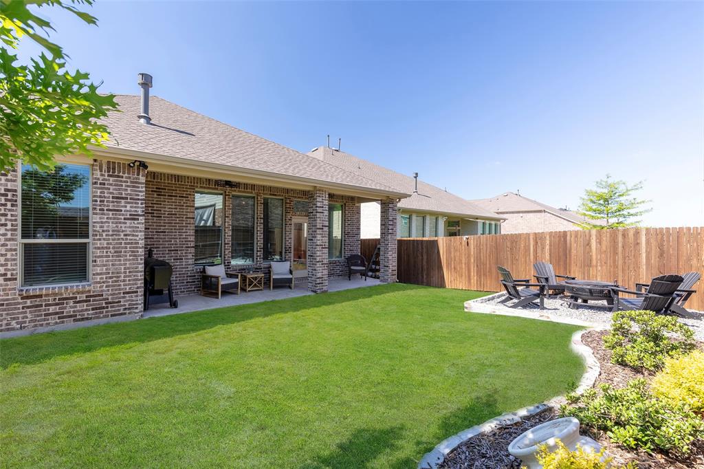 1106 Sassafras Drive Property Photo 1