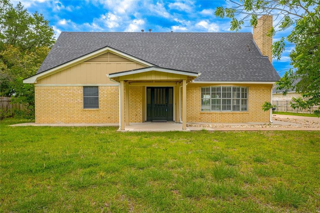 257 Chapman Road Property Photo 1