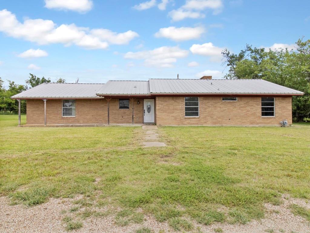110 Twin Circle Property Photo