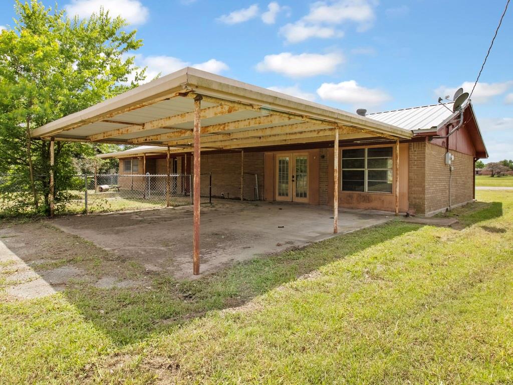 110 Twin Circle Property Photo 1