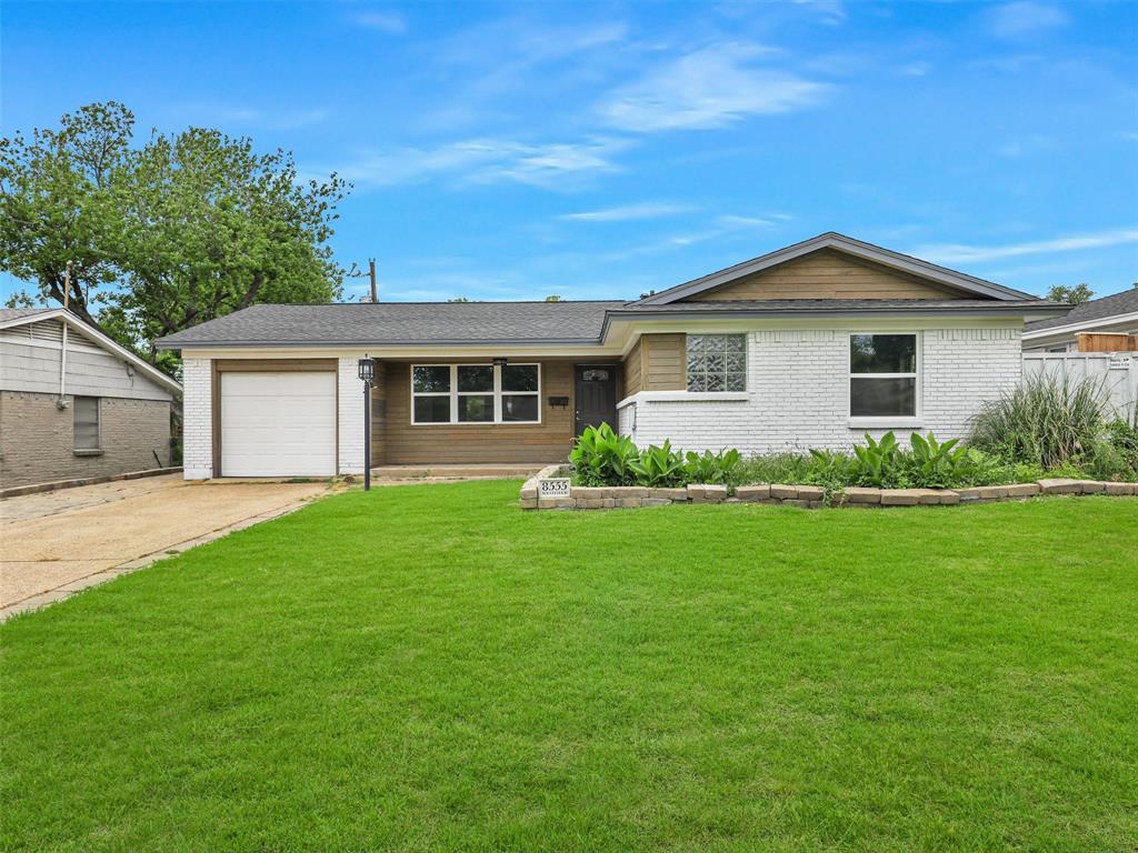 8555 Westfield Drive Property Photo 1
