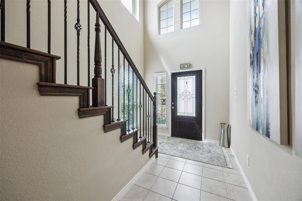10105 Leander Place Property Photo 4
