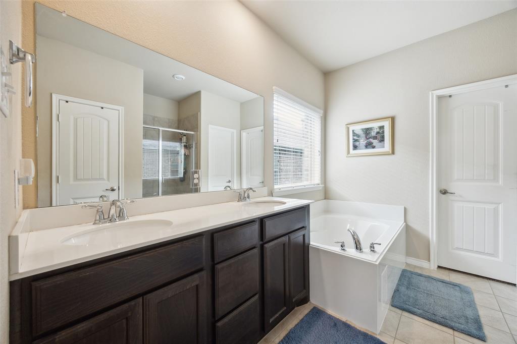 10105 Leander Place Property Photo 14