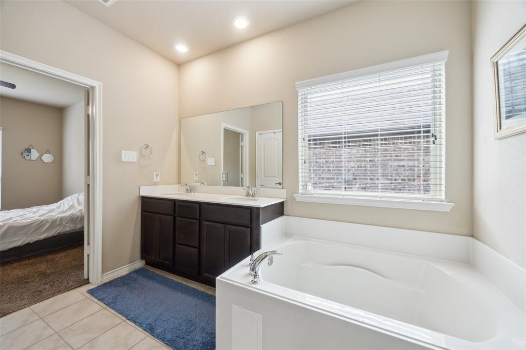 10105 Leander Place Property Photo 16