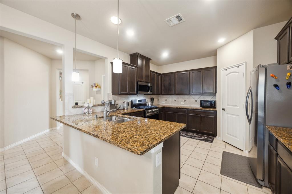 10105 Leander Place Property Photo 17